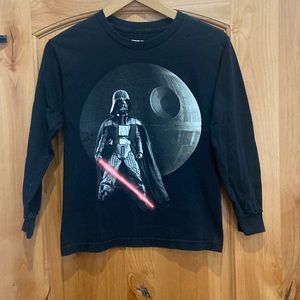 Star Wars, Darth Vader long sleeve tea gently used size medium